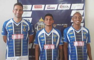 São Carlos acerta o retorno de artilheiro e meia Sao Carlos 50