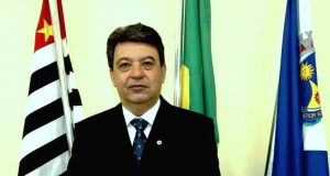 Por 12 a 6, Tenente Santana vence Porsani e é o novo presidente da Câmara Tenente Santana 52