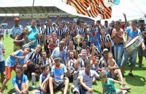Hortênsias vence Flamengo e conquista o Amadorzão 2018 hortensias amador