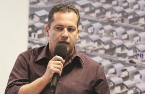 Escolhendo Boi como chefe de gabinete, Santana mantém poder do MDB na Câmara Boi 76