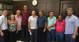 Prefeito visita vereadores em busca de bom relacionamento e apoio Camara 73