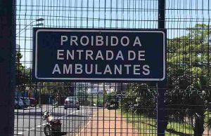Praça Scalamandré Sobrinho: insegurança, ambulantes clandestinos e dengue Praca Scalamndre 89