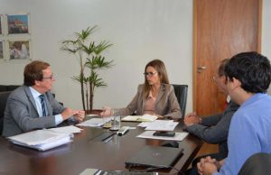 Junto ao governo a Unesp trata a crise como desequilíbrio financeiro Unesp 87