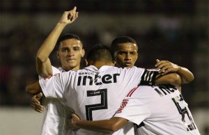 São Paulo vence e chega às quartas-de-final da Copinha copinha mirassol sao paulo