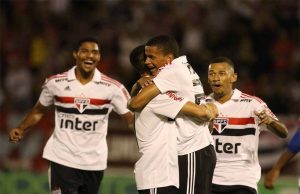 São Paulo bate o Cruzeiro e avança à semi na Copinha copinha sao paulo cruzeiro2