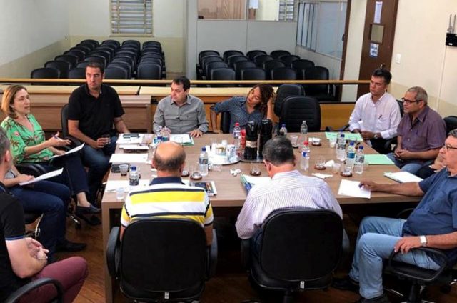 A reuniao90 A reuniao90