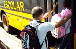 Rede Municipal de Ensino volta às aulas nesta segunda-feira temendo epidemia da dengue Escola 91