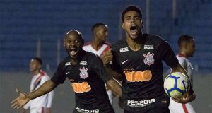 No sufoco, Corinthians empata e avança na Copa do Brasil ferroviario corinthians