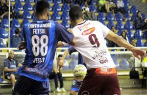 Seletiva de futsal atrai 90 candidatos em Araraquara seletiva futsal
