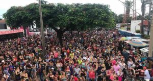 Carnaval encerra com mais de 8 mil pessoas na Bento Carnaval na Bento 2019