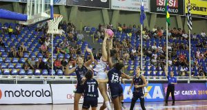 Sesi perde mais uma pela Liga de Basquete Feminino sesi blumenau