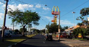Avenida Bento de Abreu estará fechada nesta quinta-feira Avenida Bento de Abreu 127