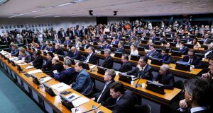 Servidores públicos querem barrar pontos da reforma na CCJ Comissao previdenciaria