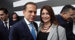 Governador garante a Edna Martins a reabertura do Aeroporto de Araraquara Edna e Doria 01
