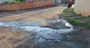 Moradores do Parque Gramado II em pé-de-guerra com o estado do bairro Parque Gramado 121