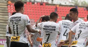 Corinthians vence e avança na Copa Sul-Americana lara corinthians copa sulamericana