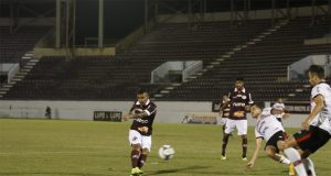 leo castro joinville