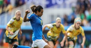 Brasil vacila e perde para Austrália na Copa do Mundo australia brasil feminino
