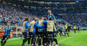 Grêmio abre vantagem diante do Libertad pela Libertadores