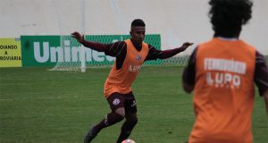 Ferroviária pode igualar marca diante do Linense