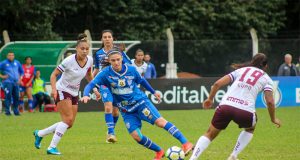 Nos pênaltis, Ferroviária vence e vai à decisão do Brasileiro Feminino