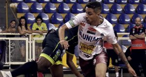 Uniara/Fundesport vence a primeira na Liga Paulista