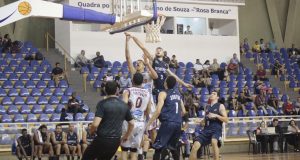 Araraquara sai atrás nos playoffs do Paulista de Basquete