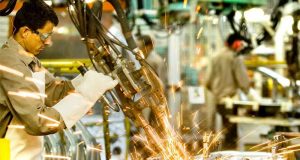 Produção industrial brasileira cresce 0,8%