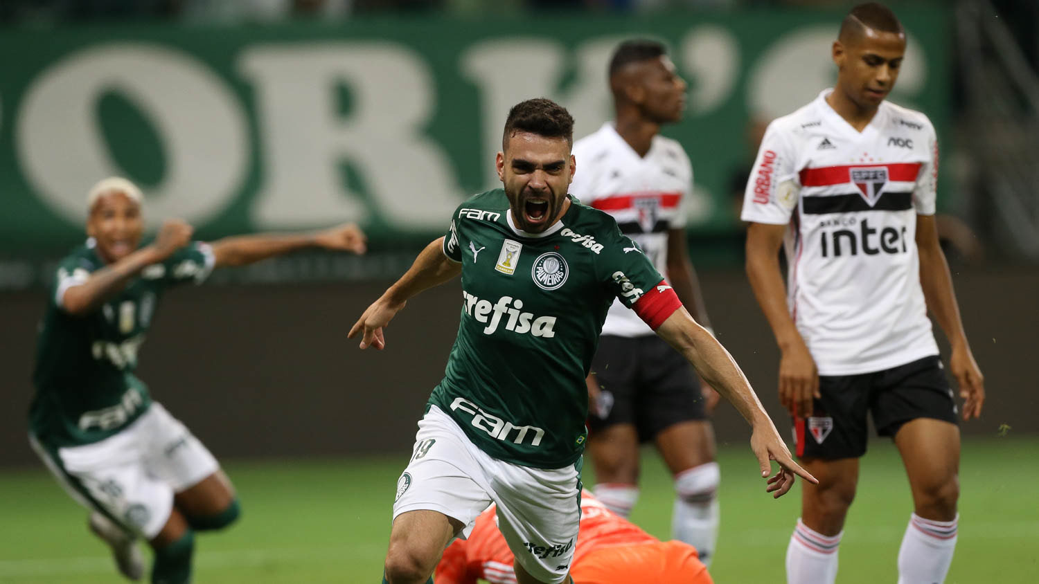 Sem sustos, Palmeiras vence São Paulo pelo Brasileirão  RCIA Araraquara