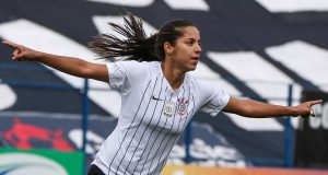 Renovação de Millene emperra e futuro no Corinthians é incerto