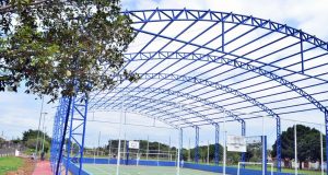Quadra poliesportiva do Del Rey é coberta pela Prefeitura