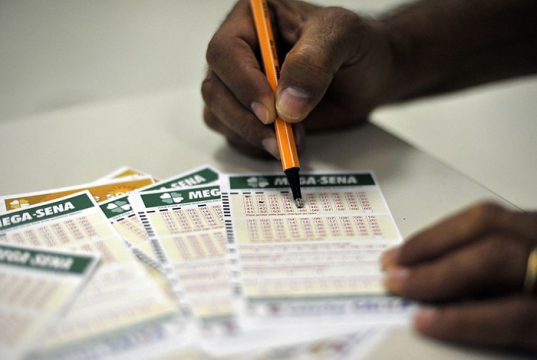 Coisa tá brava: de 3.814 apostadores que fizeram a quadra da Mega em todo o Brasil, nenhum é de Araraquara