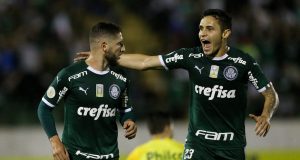 Após cinco jogos, Palmeiras massacra e volta a vencer pelo Brasileirão