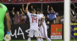 São Paulo passa pelo Coritiba e chega às quartas da Copinha