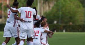 São Paulo derruba invencibilidade do Corinthians pelo Brasileirão Feminino