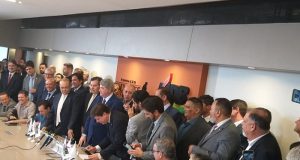 Datena se filia ao MDB, elogia Maia e Bolsonaro e pede defesa da democracia