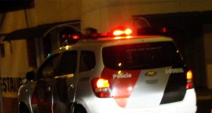 Mulher levava pedras na bolsa com alvo certo: o motorista do ônibus