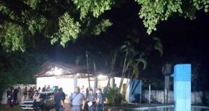 Força-tarefa acaba com “festa dos solteiros” com mais de 200 pessoas