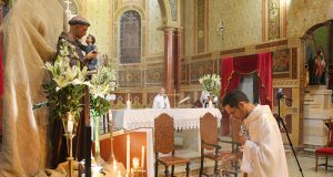 Pela primeira vez na história da cidade, um Santo Antônio diferente