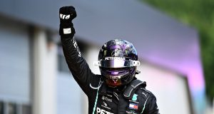 Hamilton vence GP da Estíria e fica perto de igualar marca de Schumacher