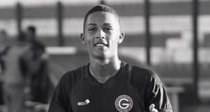 Jogador da base do Goiás morre em acidente de moto