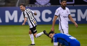 Corinthians sofre virada e é derrotado pelo Atlético-MG no Brasileirão