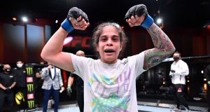 Araraquarense Livinha Souza vence pelo UFC 252