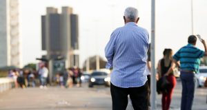 Inflação para idosos acumula taxa de 4% em 12 meses, diz FGV