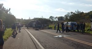 Acidente em rodovia no interior de SP provoca cerca de 37 mortes, diz PM