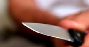 Em mais um caso de esfaqueamento, irmão tenta matar a irmã