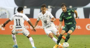 Em jogo movimentado, Santos e Palmeiras empatam clássico na Vila