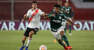 Palmeiras bate River e fica muito perto da final da Libertadores