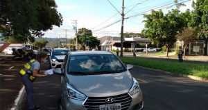 Bloqueios somam mais 473 abordagens e 37 notificações nesta terça (23)
