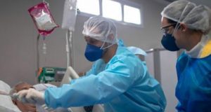 Covid faz mais uma vítima neste sábado: mulher de 64 anos